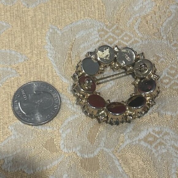 ALBERT WEISS Pastel Rhinestone Crystal Circle Brooch - Picture 8 of 9